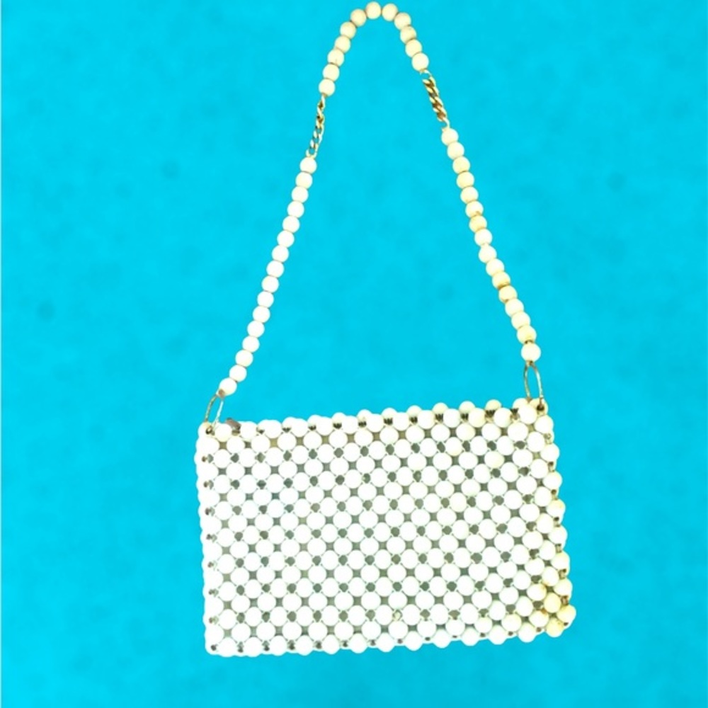 Vintage white‎ beaded bag with zipper
